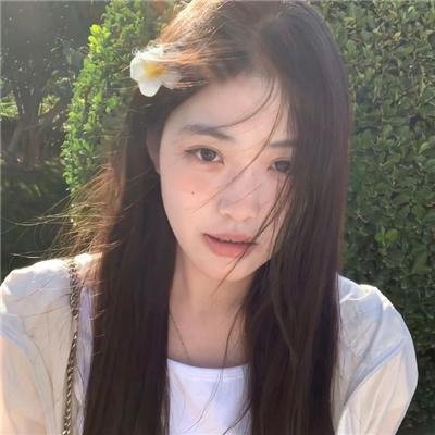 月里青山淡如画